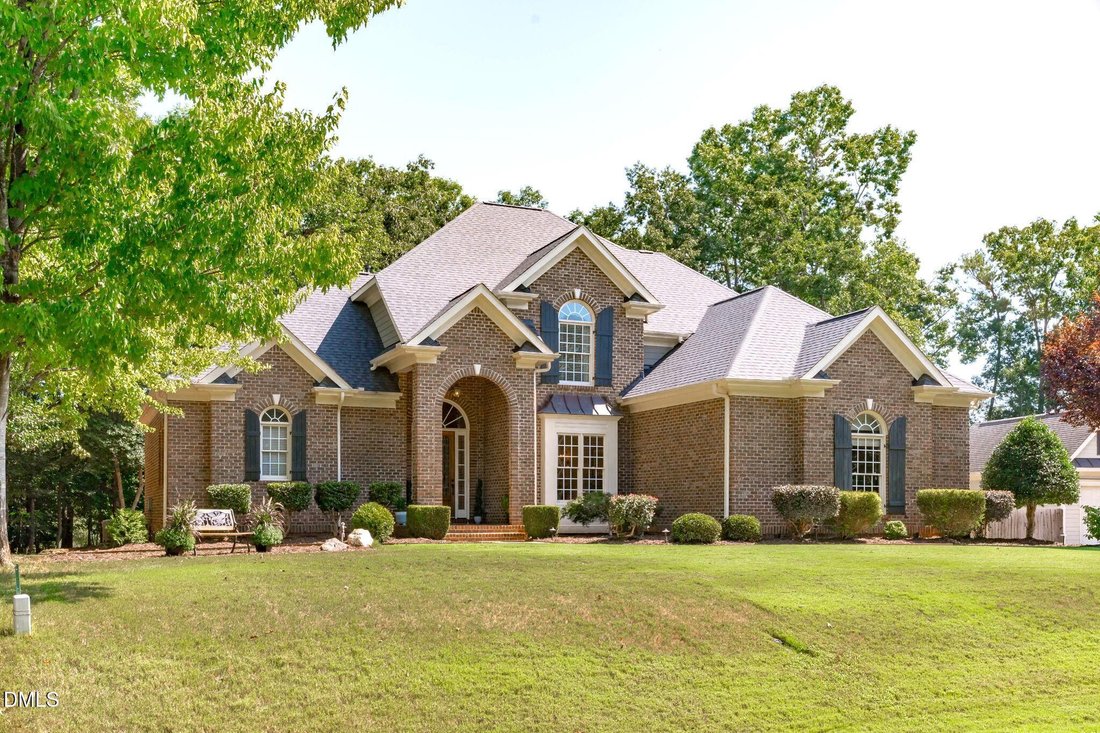 House in Apex, North Carolina, United States 1 - 18909958
