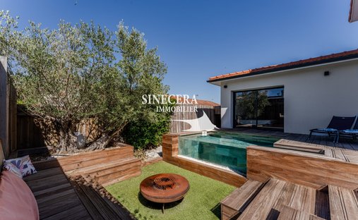 House in Aiguillon, Arcachon, France 1