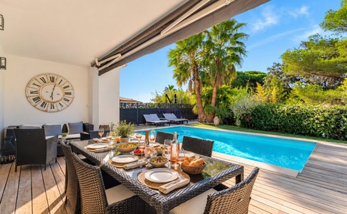 Haus in Ville-Les Saquedes-Le Bouillonnet, Sainte-Maxime, Frankreich 1