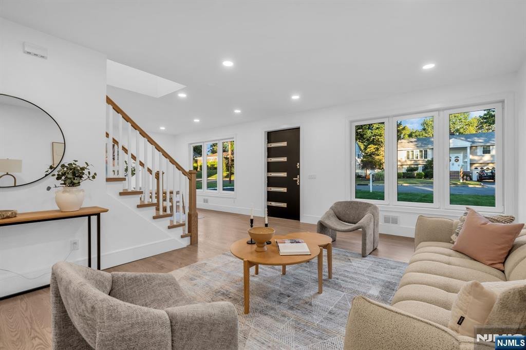 House in Paramus, New Jersey, United States 2 - 18917359