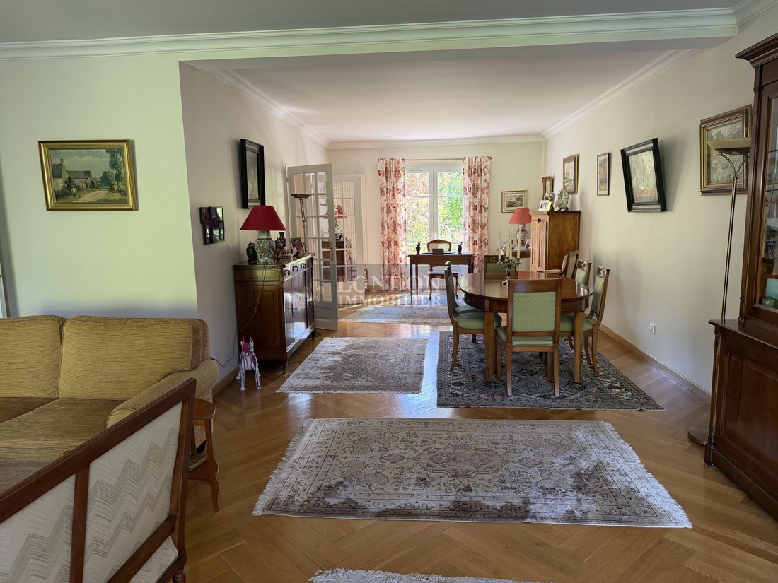 House in Domaine National du Château, Versailles, France 3 - 18907869