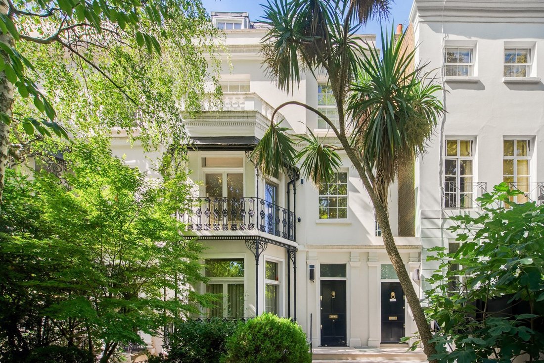 Apartment in Holland Park, Kensington And Chelsea, England 1 - 18906956
