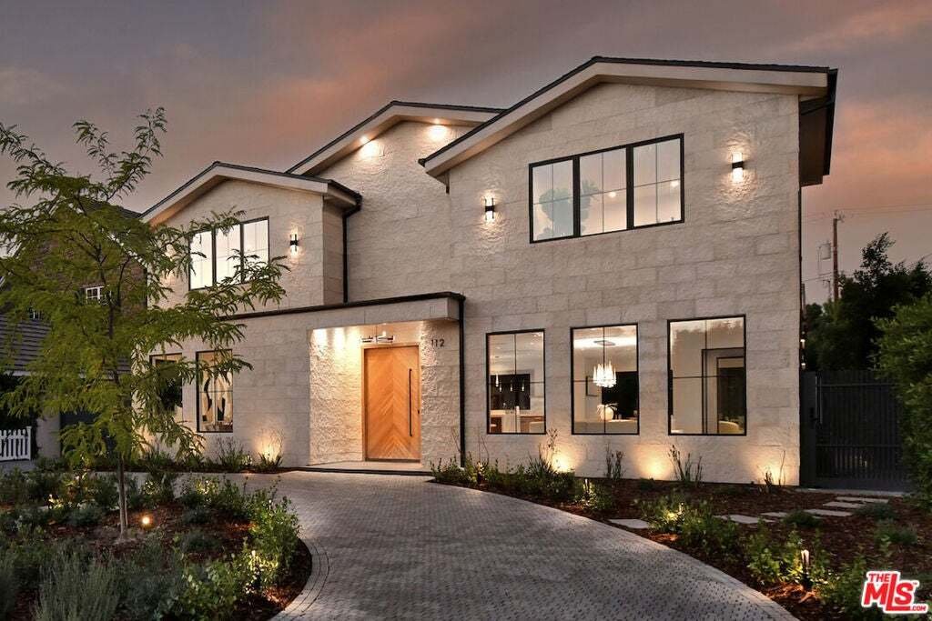 House in Burbank, California, United States 3 - 18908846