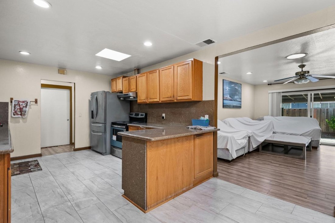 House in Union City, California, United States 4 - 18909478