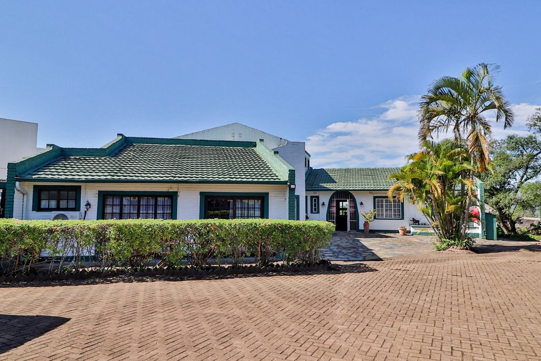 Mbombela, Mpumalanga, South Africa 2 - 18909007