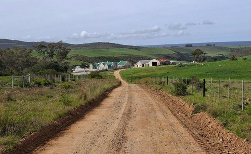 Farm Ranch in Hessequa Local Municipality, Western Cape, South Africa 1