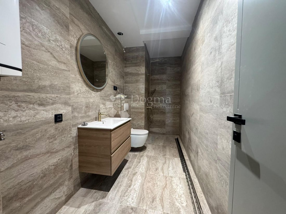 Apartamento en Primošten, Condado de Šibenik-Knin, Croacia 4 - 15266187