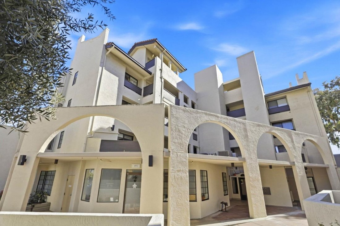 Condo in Palo Alto, California, United States 1 - 18909440