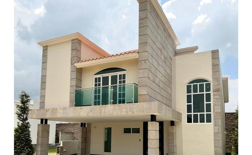 House in Llano Grande, State of Mexico, Mexico 1