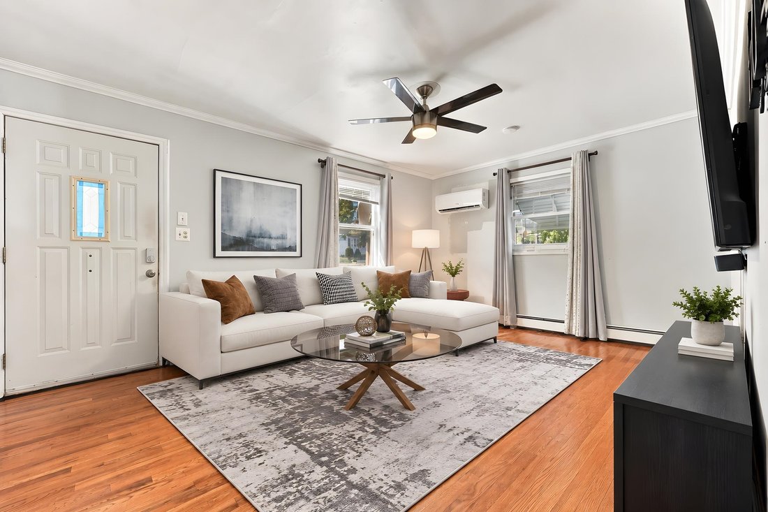 House in Clifton, New Jersey, United States 2 - 18906705