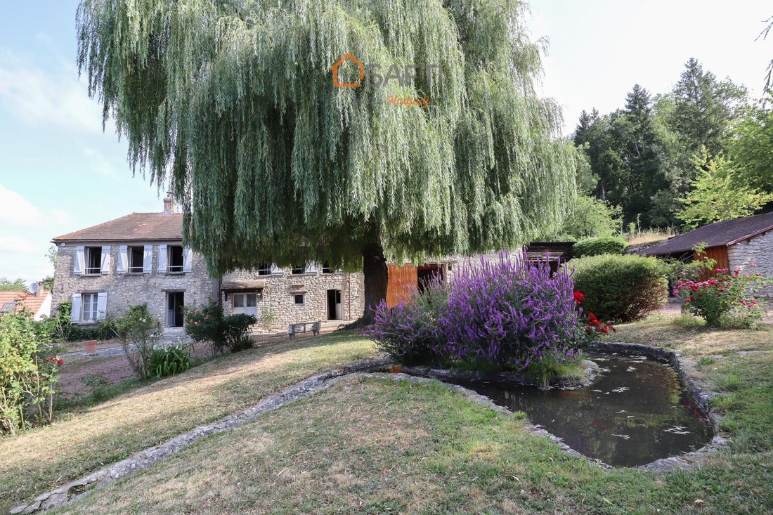 House in Montreuil-sur-Epte, Ile-de-France, France 1 - 18919422