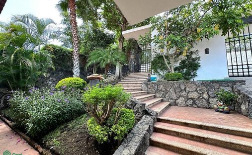 House in Xochitepec, Morelos, Mexico 1