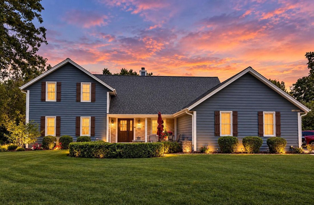 House in Muskego, Wisconsin, United States 1 - 18909617