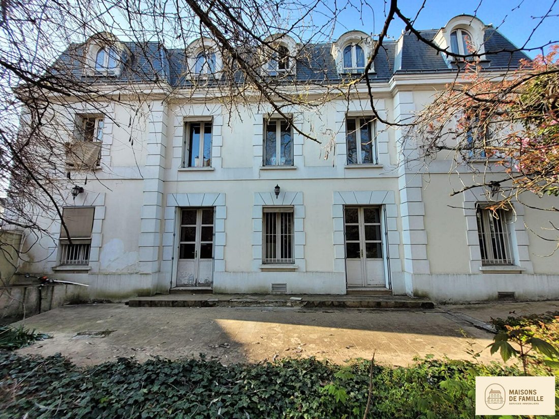 Andere in Val Notre Dame-Ambroise Thomas, Argenteuil, Frankreich 1 - 18914626