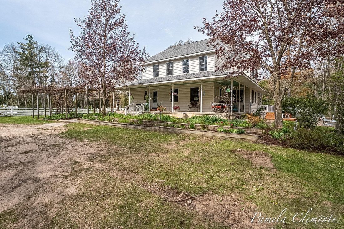 Maison à Gerrish Township, Michigan, États-Unis 1 - 18906543