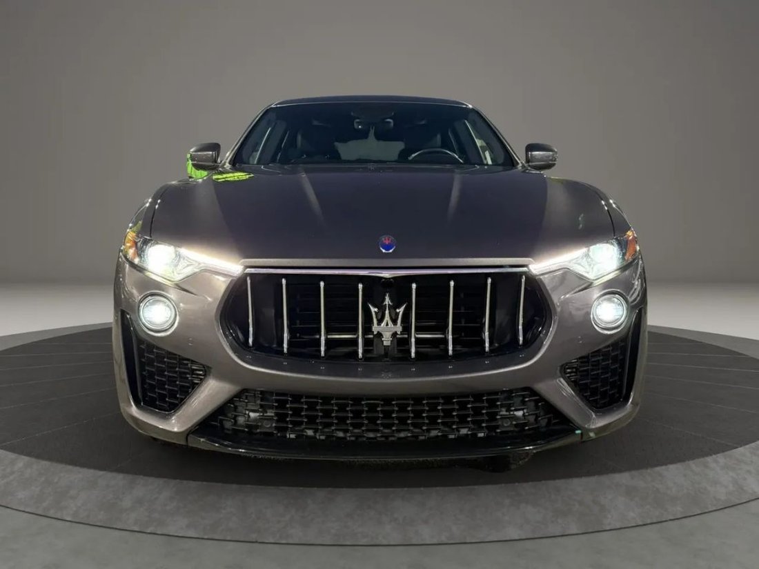 Suv in Las Vegas, NV, United States 3 - 18914505