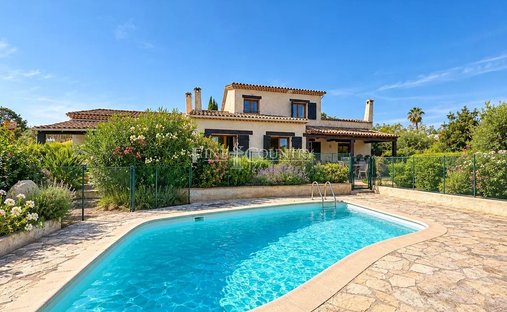 House in Val de Cagne-Colline Route de Vence, Cagnes-sur-Mer, France 1