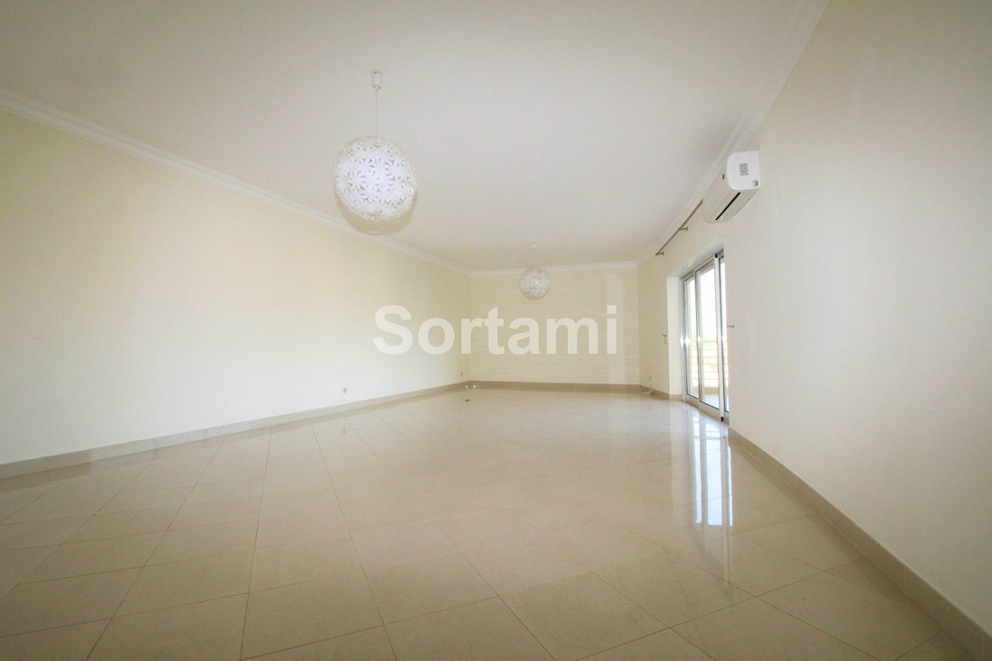 Apartment in Vilamoura, Quarteira, Algarve 3 - 13953617