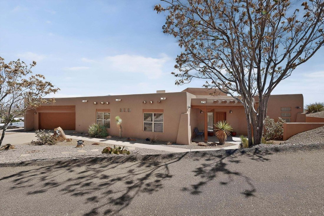 House in Corrales, New Mexico, United States 1 - 18909590