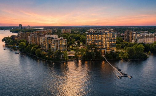 Eigentumswohnung in Laval, Québec, Kanada 1