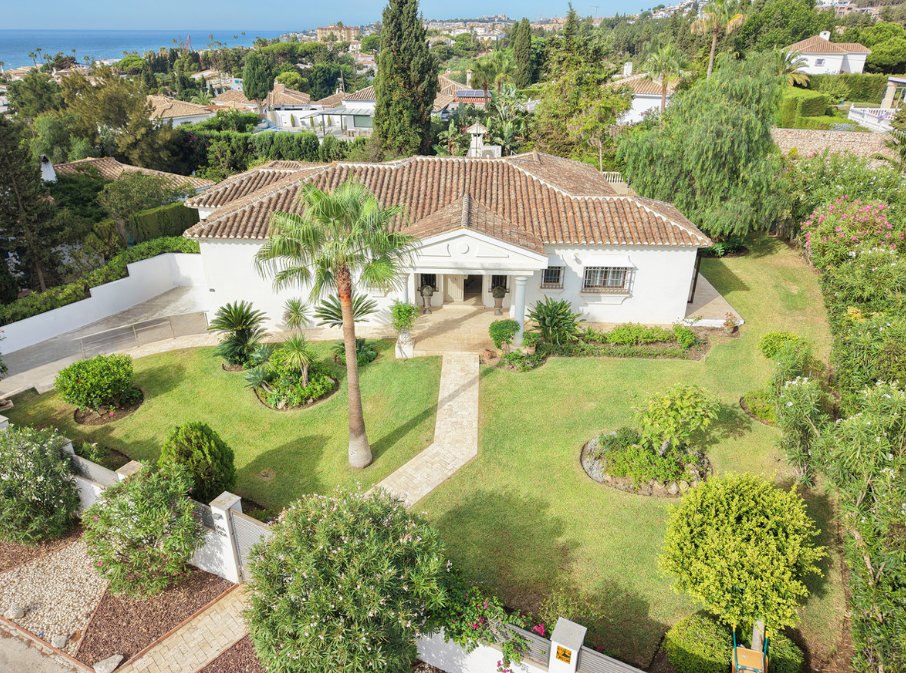 Villa en La Cala de Mijas, Mijas, España 1 - 18914131