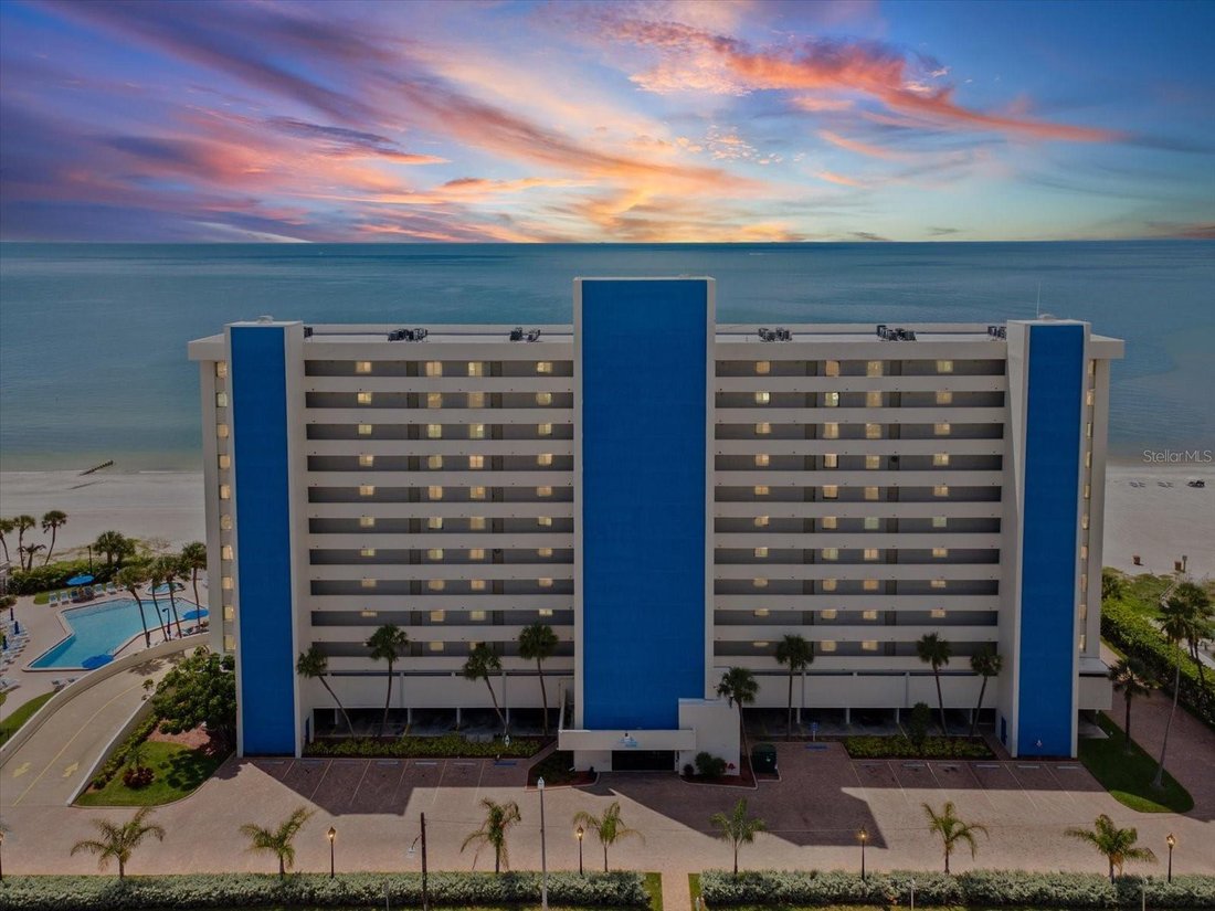 Condo in Madeira Beach, Florida, United States 1 - 18910868