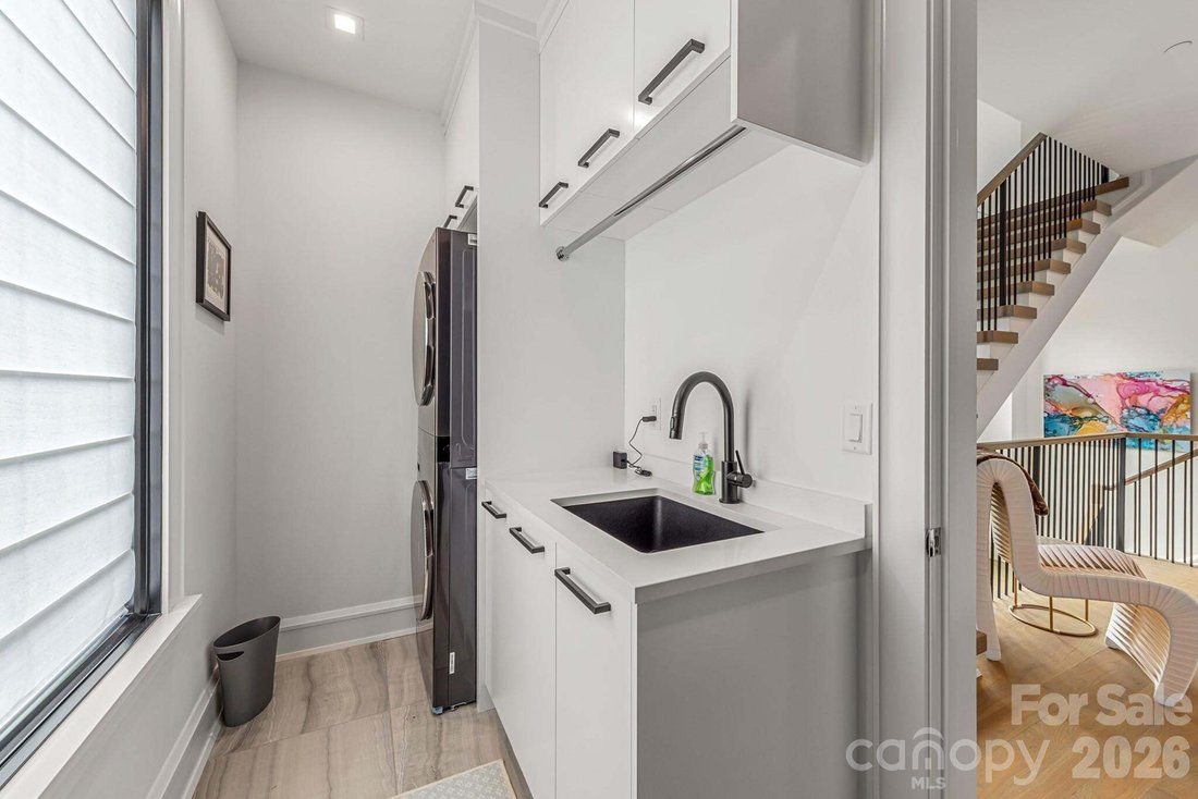 Condo in Charlotte, North Carolina, United States 3 - 18908367