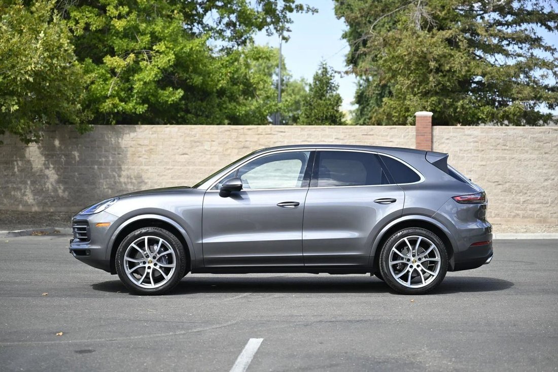 Suv in Sacramento, CA, United States 3 - 18914555