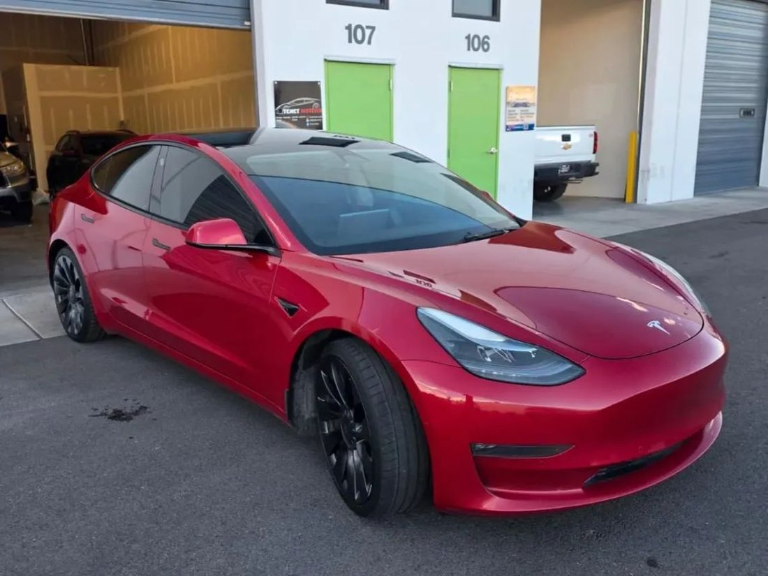 Sedan in West Valley, UT, United States 1 - 18918101