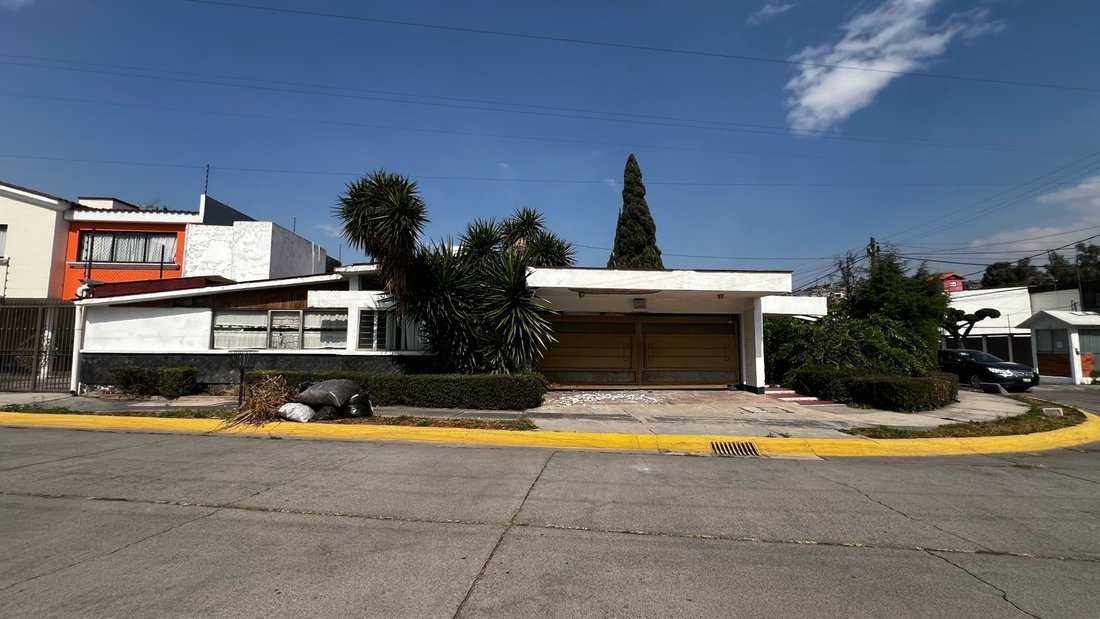 House in Ciudad López Mateos, State of Mexico, Mexico 1 - 18915797