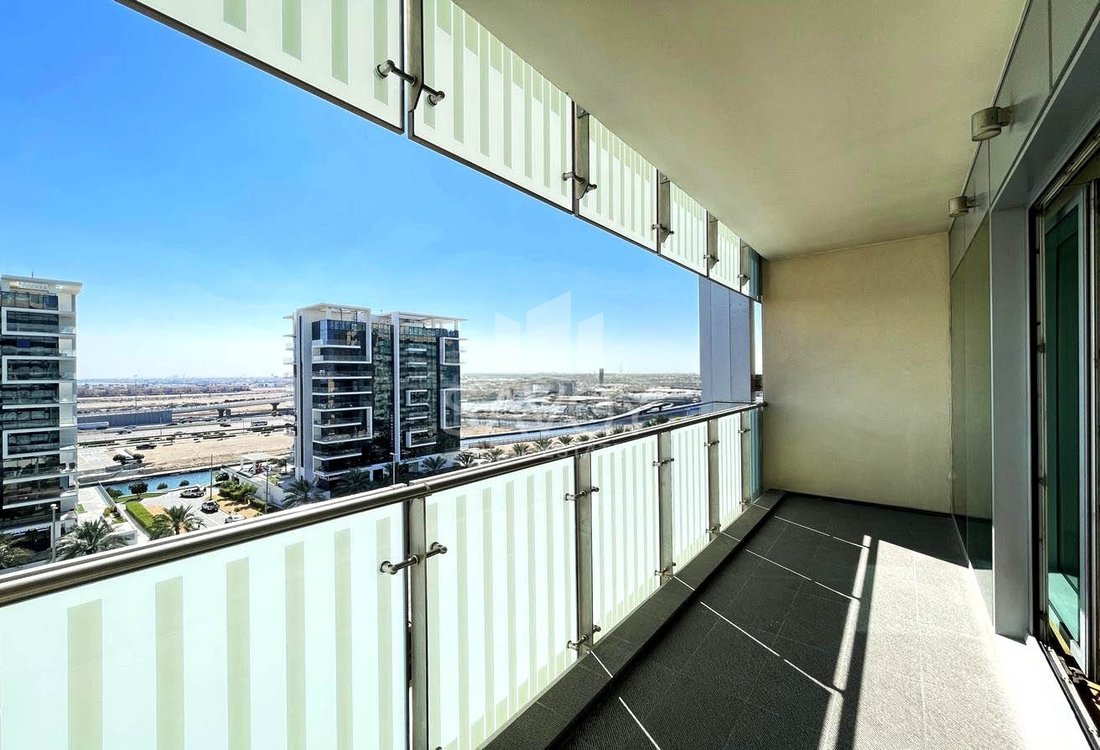 Apartment in Al Rahah, Abu Dhabi, United Arab Emirates 1 - 18905689
