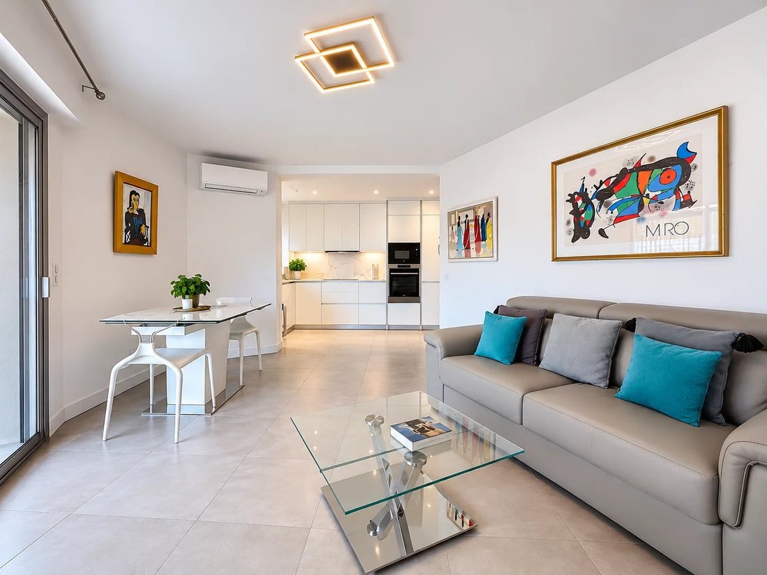 Apartment in Cannes, Provence-Alpes-Côte d'Azur, France 1 - 17075535