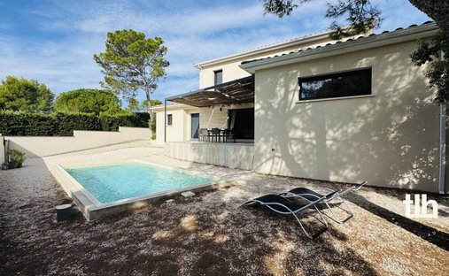 House in Saint-Genies-des-Mourgues, Occitania, France 1