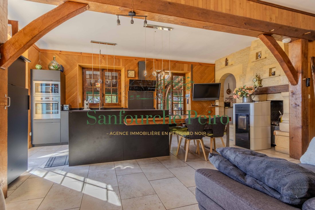 House in Sarlat-la-Canéda, Nouvelle-Aquitaine, France 5 - 16709971