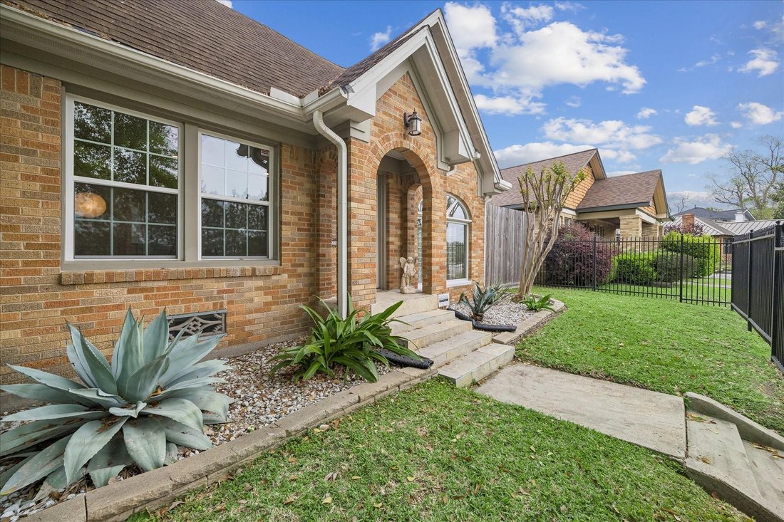 House in Houston, Texas, United States 2 - 18906624