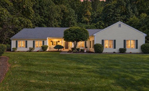House in Southington, Connecticut, United States 1