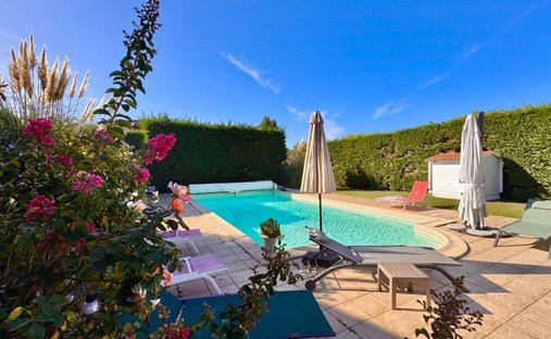 Villa in Lege Bourg, Lège-Cap-Ferret, France 1