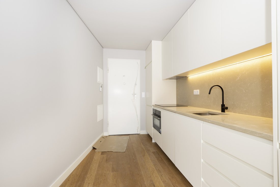Apartment in Santo Antonio, Lisbon, Portugal 2 - 18907913