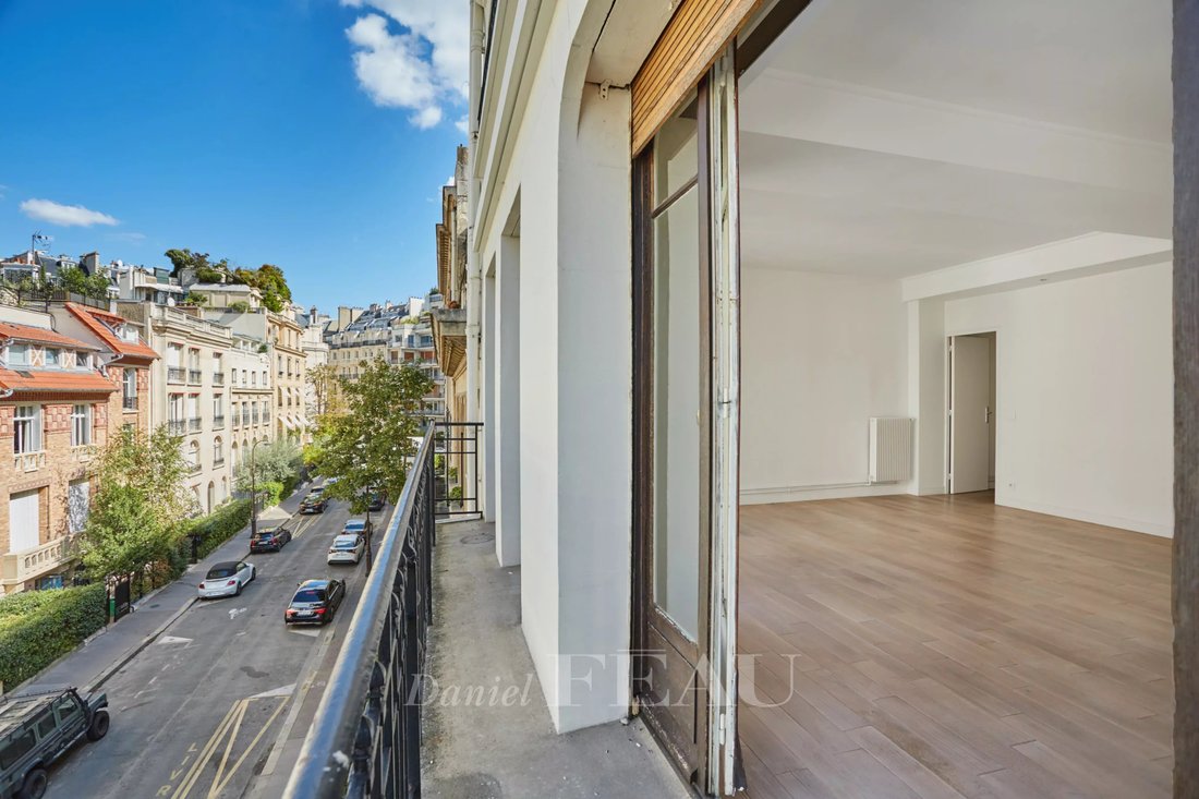 Apartment in Muette Nord, Paris 16e Arrondissement, Paris 1 - 18915826