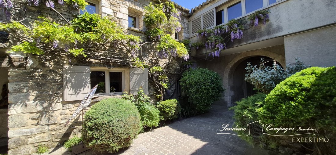 Maison à Maubec, Provence-Alpes-Côte d'Azur, France 2 - 18917549