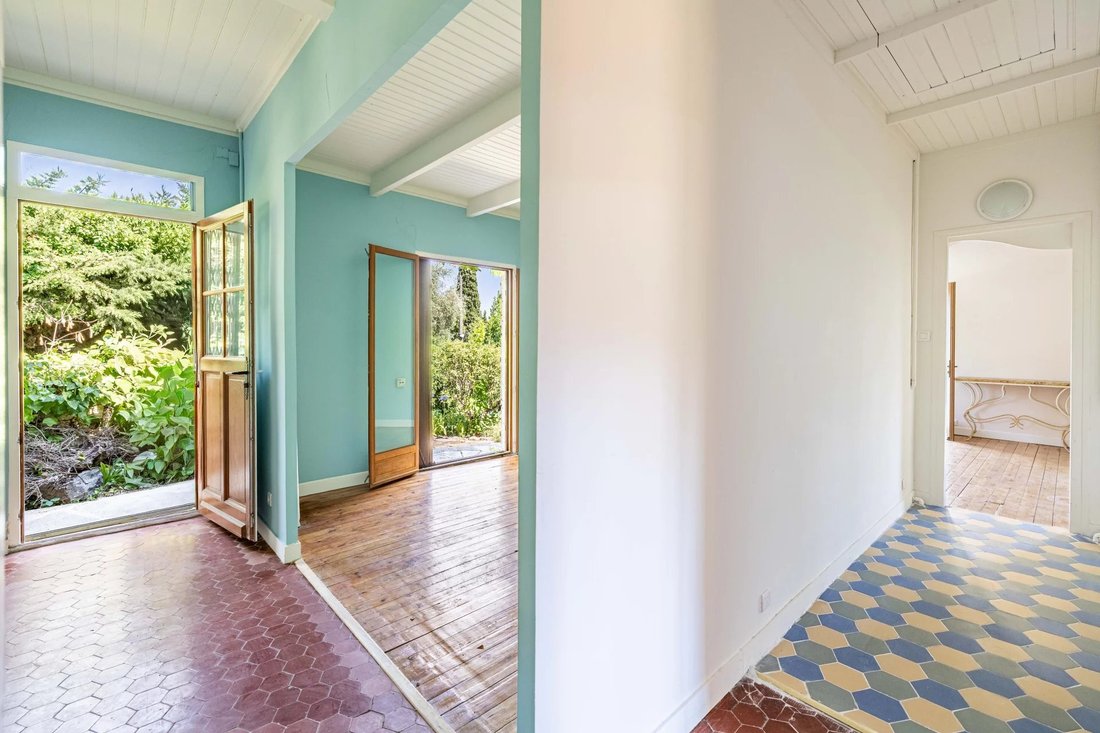Haus in Menton, Provence-Alpes-Côte d'Azur, Frankreich 5 - 18907351