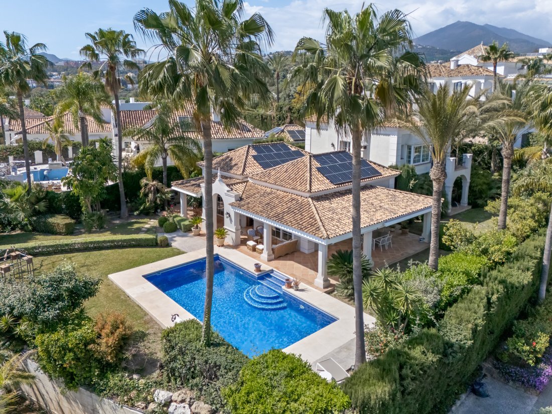 Villa in Marbella, Andalusia, Spain 1 - 18914118