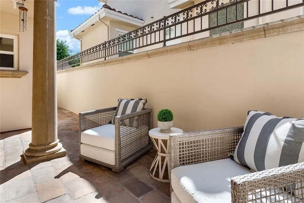 Townhouse in Altadena, California, United States 5 - 18913296