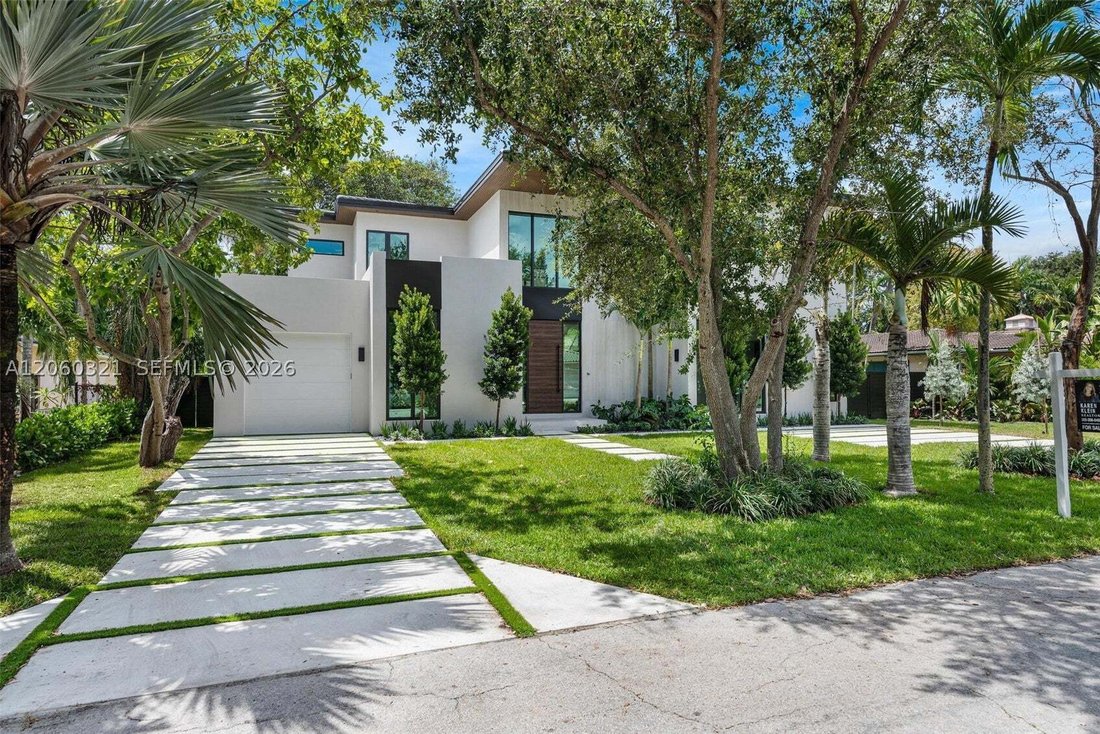 House in Miami, Florida, United States 4 - 18905776