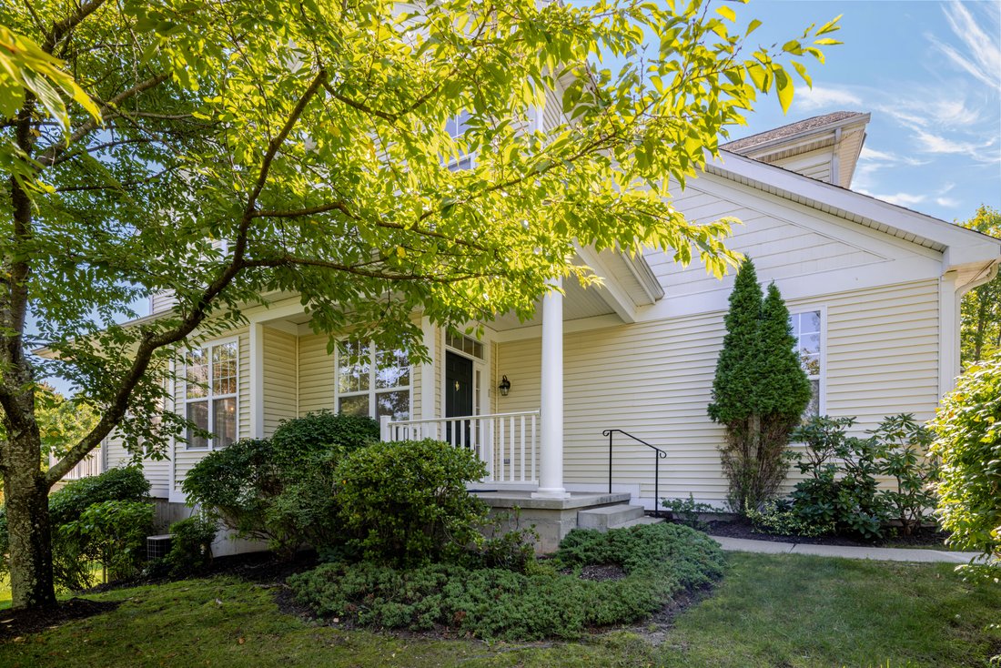 Townhouse in Danbury, Connecticut, United States 3 - 18905156