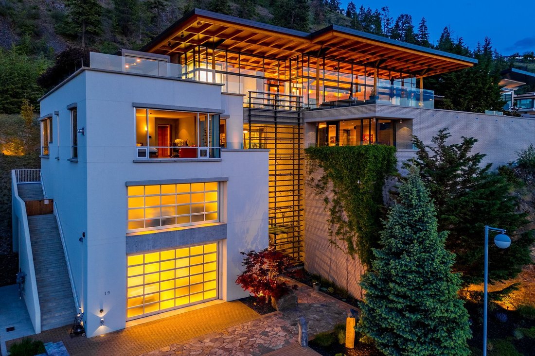 Haus in Kelowna, Britisch-Kolumbien, Kanada 3 - 18918314