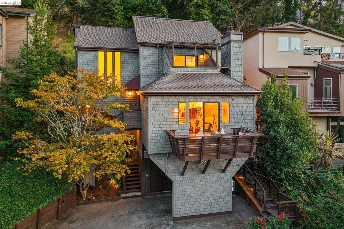 House in Oakland, California, United States 2 - 18909475