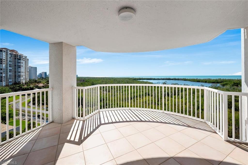 Condo in Naples, Florida, United States 5 - 15169053