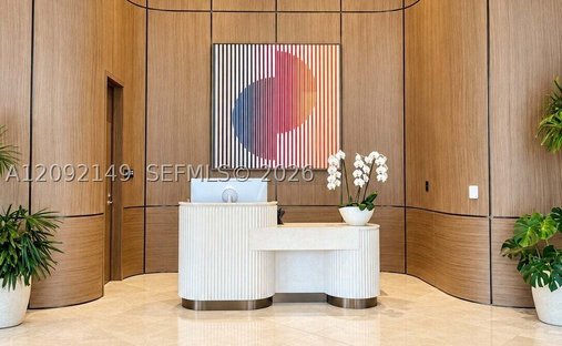 Condo in North Miami Beach, Florida, United States 1