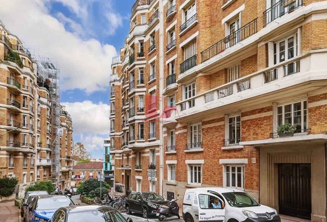 Apartment in Espaces Jeunes, Issy-les-Moulineaux, France 3 - 18915841